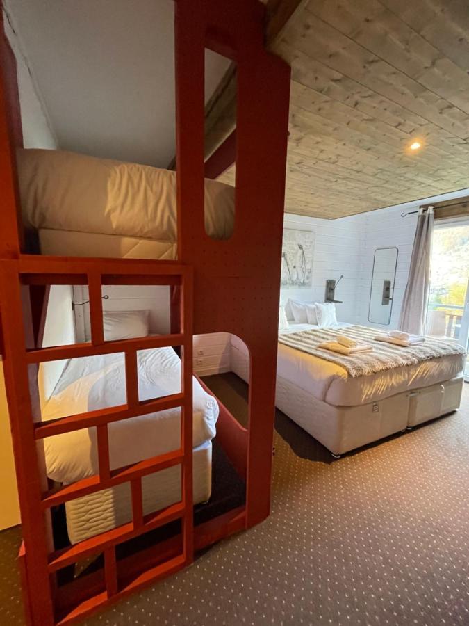 Hotel La Chaumiere 3*